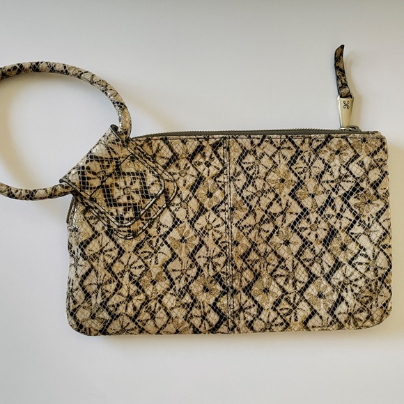 Vintage HOBO Sable Wristlet/Clutch - Snakeskin Embossed Leather (Twinkle Print) - Picture 1 of 9